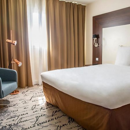 Mercure Paris Porte D'Orleans Монруж Екстериор снимка