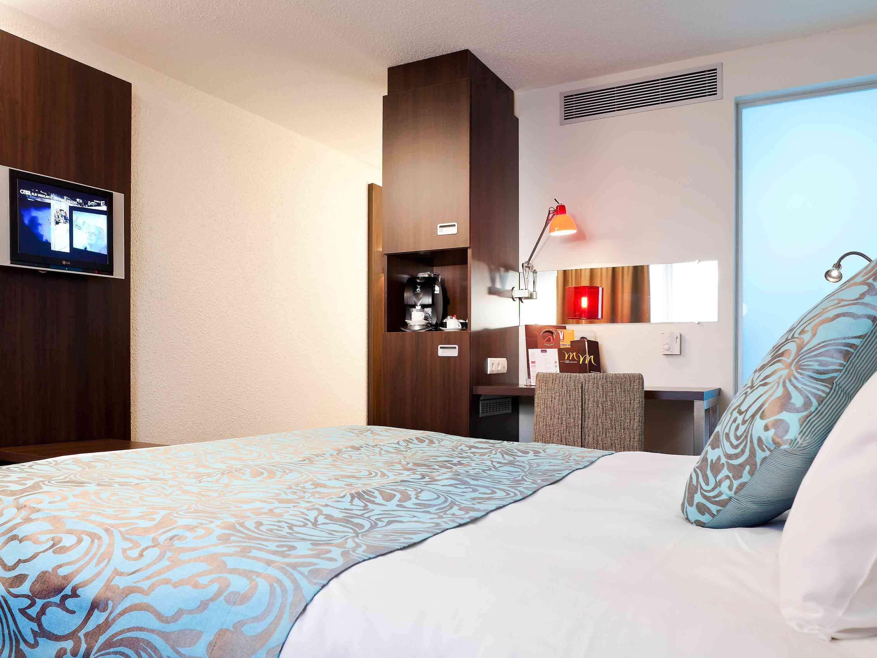 Mercure Paris Porte D'Orleans Монруж Екстериор снимка