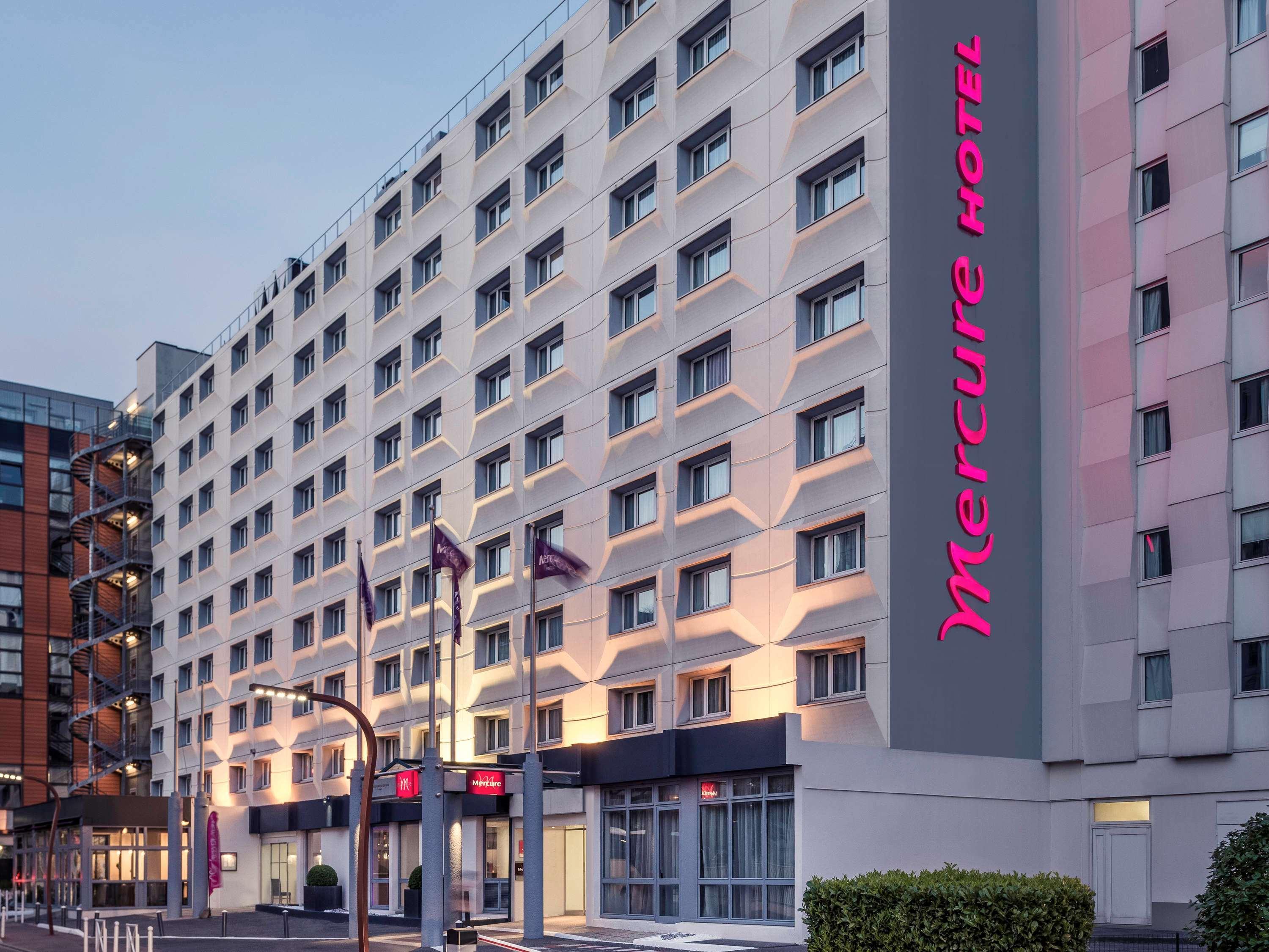 Mercure Paris Porte D'Orleans Монруж Екстериор снимка