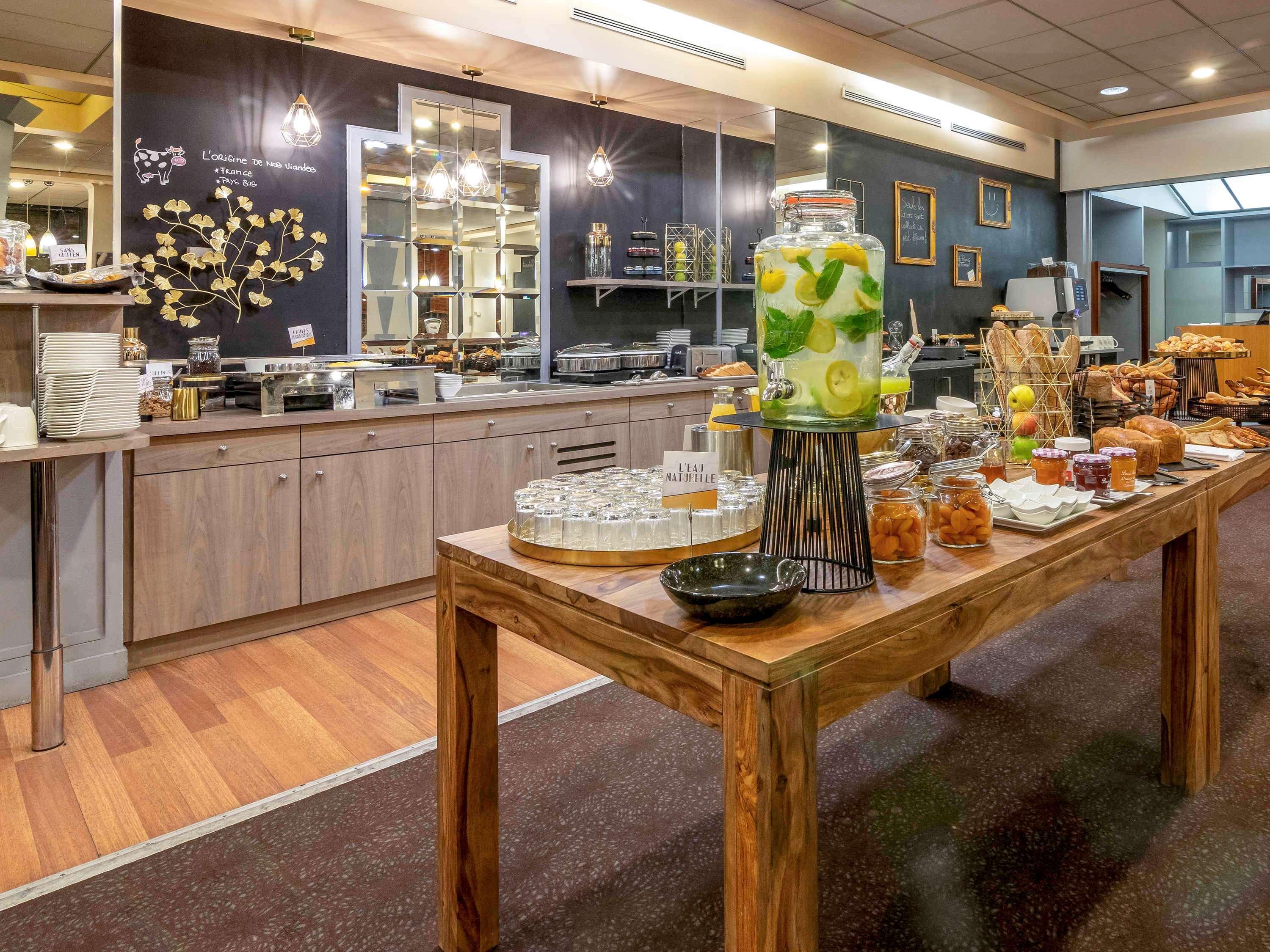 Mercure Paris Porte D'Orleans Монруж Екстериор снимка