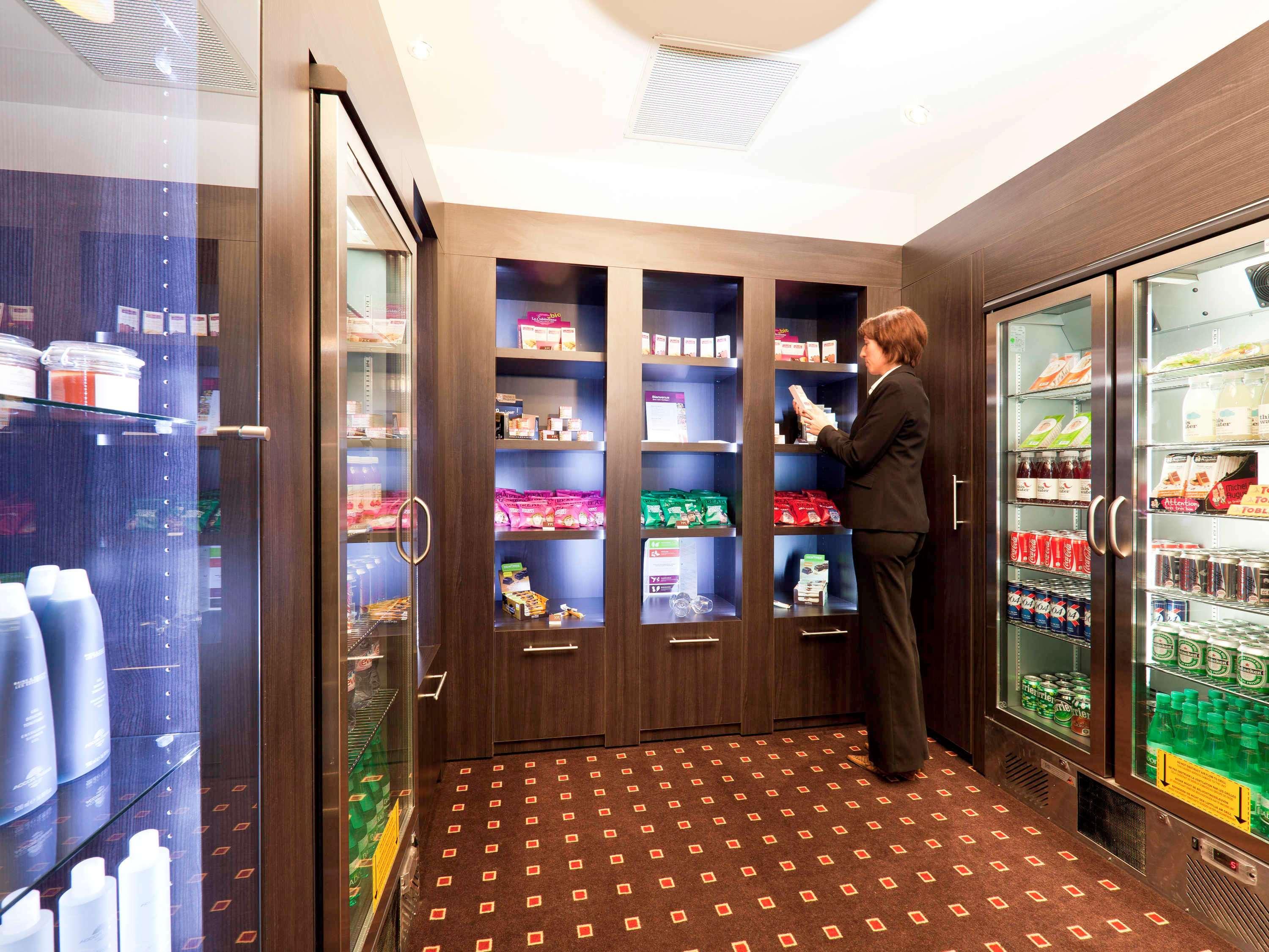 Mercure Paris Porte D'Orleans Монруж Екстериор снимка