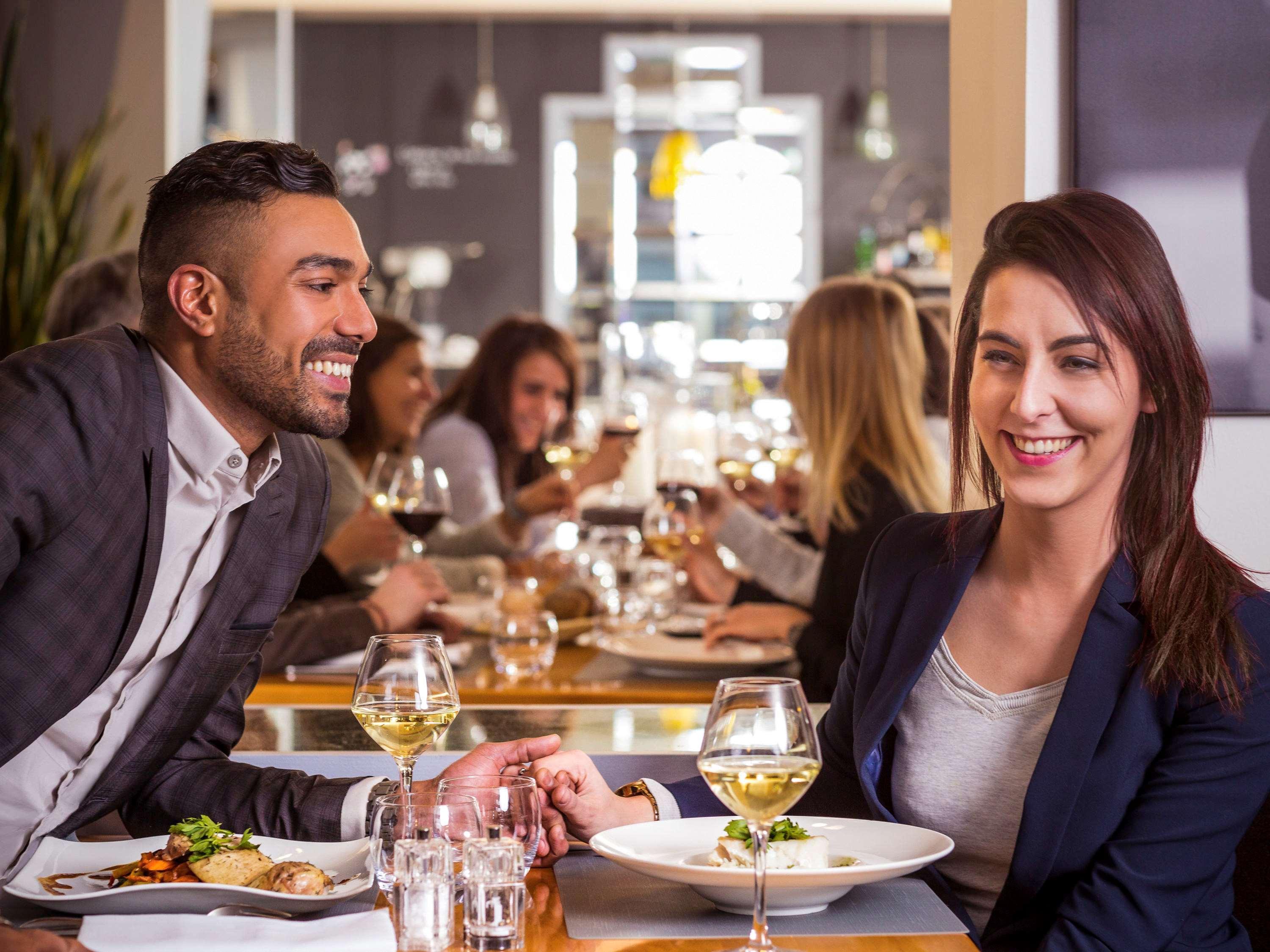 Mercure Paris Porte D'Orleans Монруж Екстериор снимка