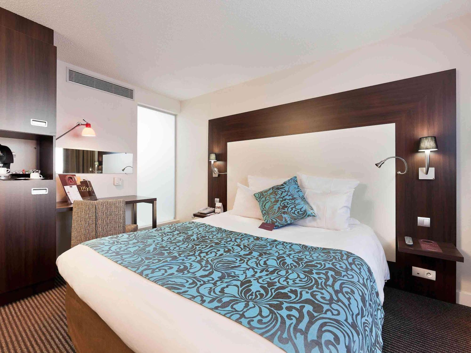 Mercure Paris Porte D'Orleans Монруж Екстериор снимка